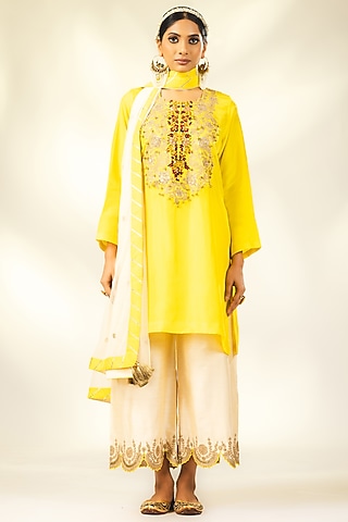 Yellow Crepe Silk Dori & Sequins Embroidered Short Kurta Set by Shivani Sabharwal