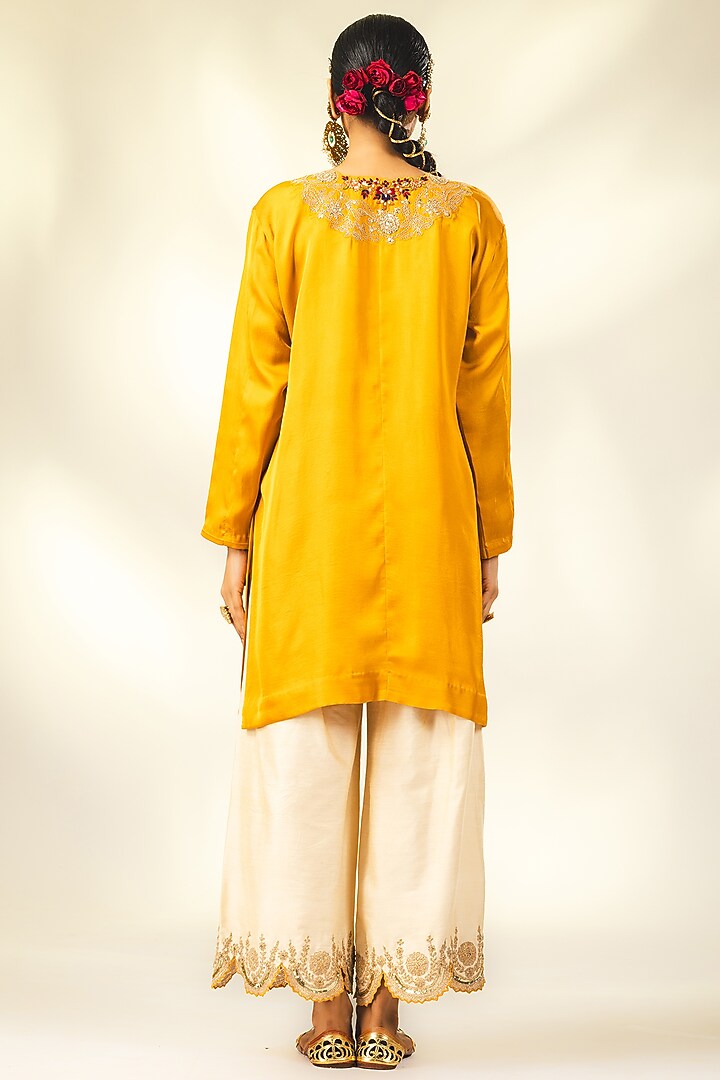 Mustard Crepe Silk Dori & Thread Embroidered Short Kurta Set by Shivani Sabharwal at Pernia's Pop Up Shop
