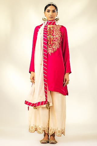 Pink Crepe Silk Dori & Thread Embroidered Short Kurta Set by Shivani Sabharwal