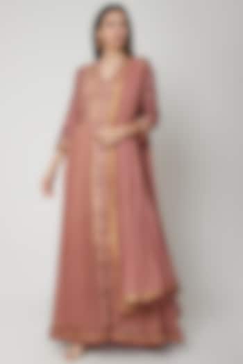 Peach Embroidered Wedding Anarkali Set by Shashank Arya at Pernia's Pop Up Shop