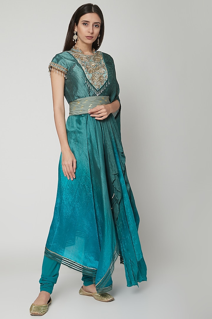 Turquoise Embroidered Draped Kurta Set by Shashank Arya