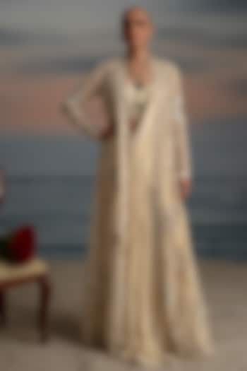 Ivory Georgette Pre-Stitched Jacket Reception Saree Set by Shashank Arya at Pernia's Pop Up Shop