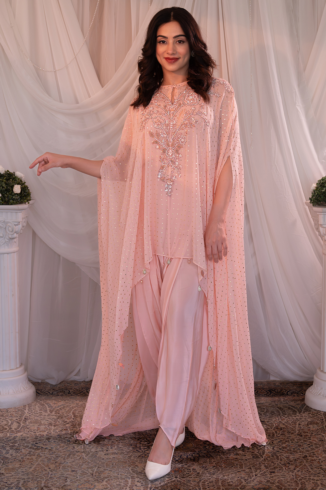 Pink Muskaish Georgette Embellished Kaftan Set by Shashank Arya at Pernia's Pop Up Shop