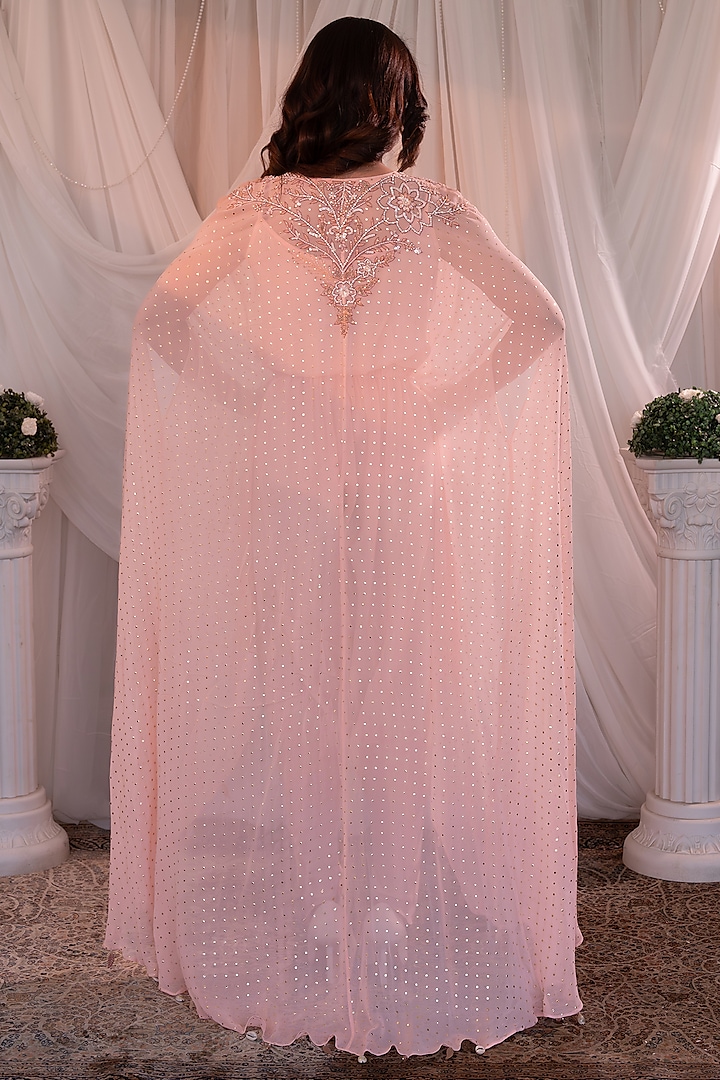 Pink Muskaish Georgette Embellished Kaftan Set by Shashank Arya at Pernia's Pop Up Shop