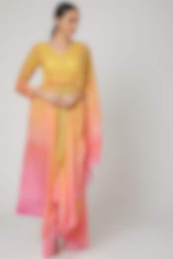 Yellow & Pink Printed Saree Kurta Set by Shashank Arya at Pernia's Pop Up Shop