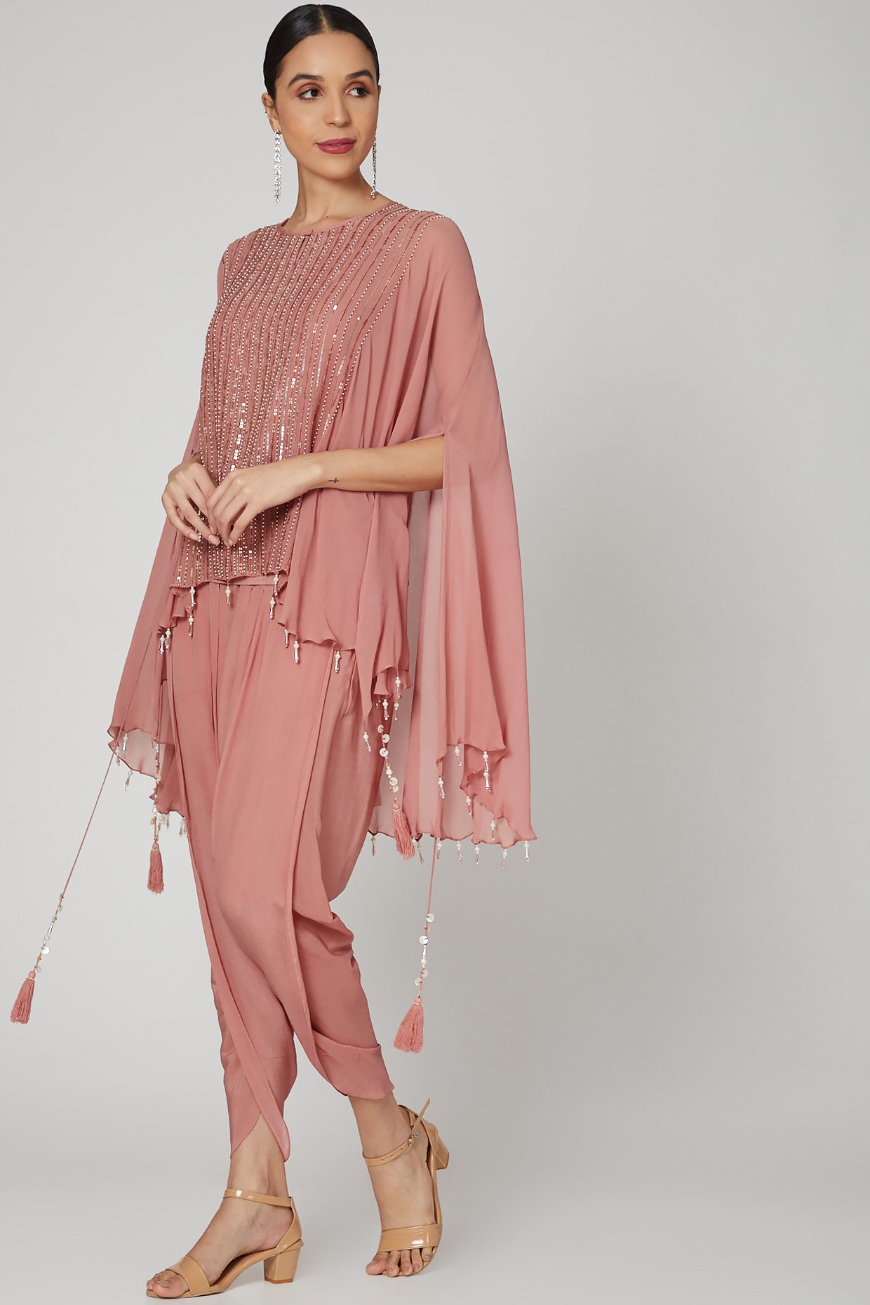 Old Rose Embellished Kurta Set by Shashank Arya at Pernia's Pop Up Shop