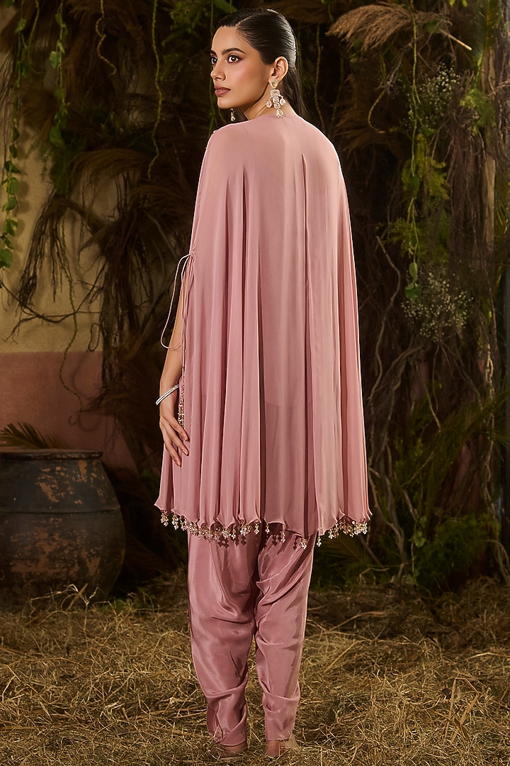 Pink Georgette & Crepe Embroidered Kurta Set by Shashank Arya at Pernia's Pop Up Shop