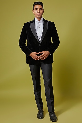 Black Velvet Tuxedo Set by Ssavarto