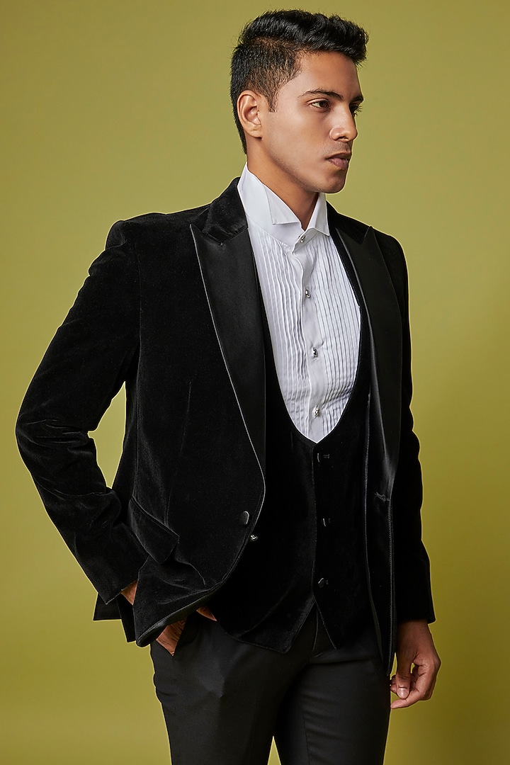 Black Velvet Tuxedo Set by Ssavarto at Pernia's Pop Up Shop