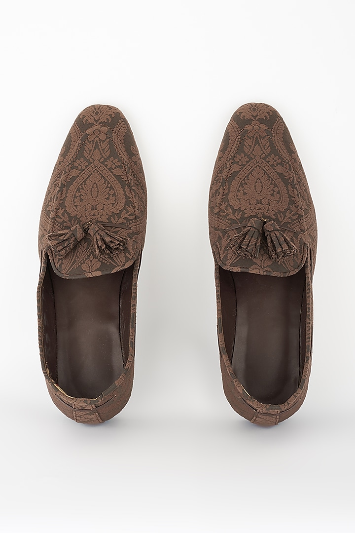 Brown Polyester Jacquard Casual Shoes by Ssavarto