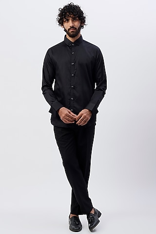 Black Cotton Satin Shirt by Ssavarto