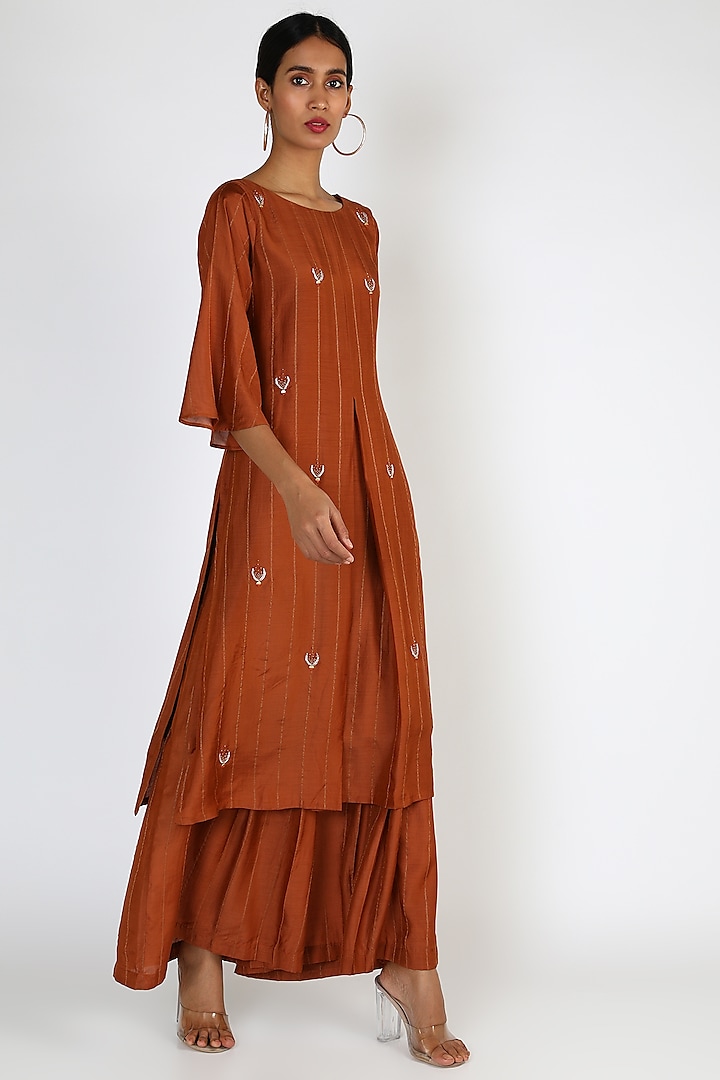 Brown Embroidered Box Pleated Kurta Set by 17:17