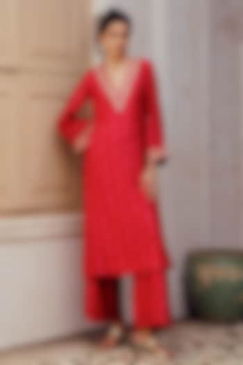 Maroon Chanderi Printed Kurta Set by 17:17 at Pernia's Pop Up Shop