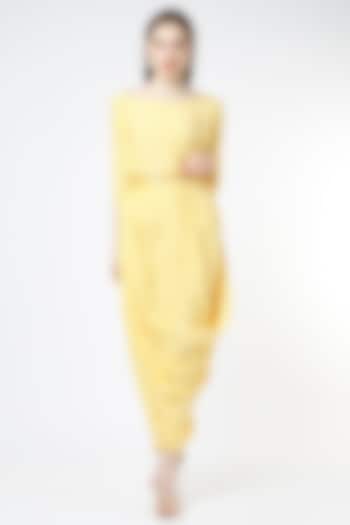 Yellow Leheriya Printed Vacation Dress With Belt by 17:17 at Pernia's Pop Up Shop