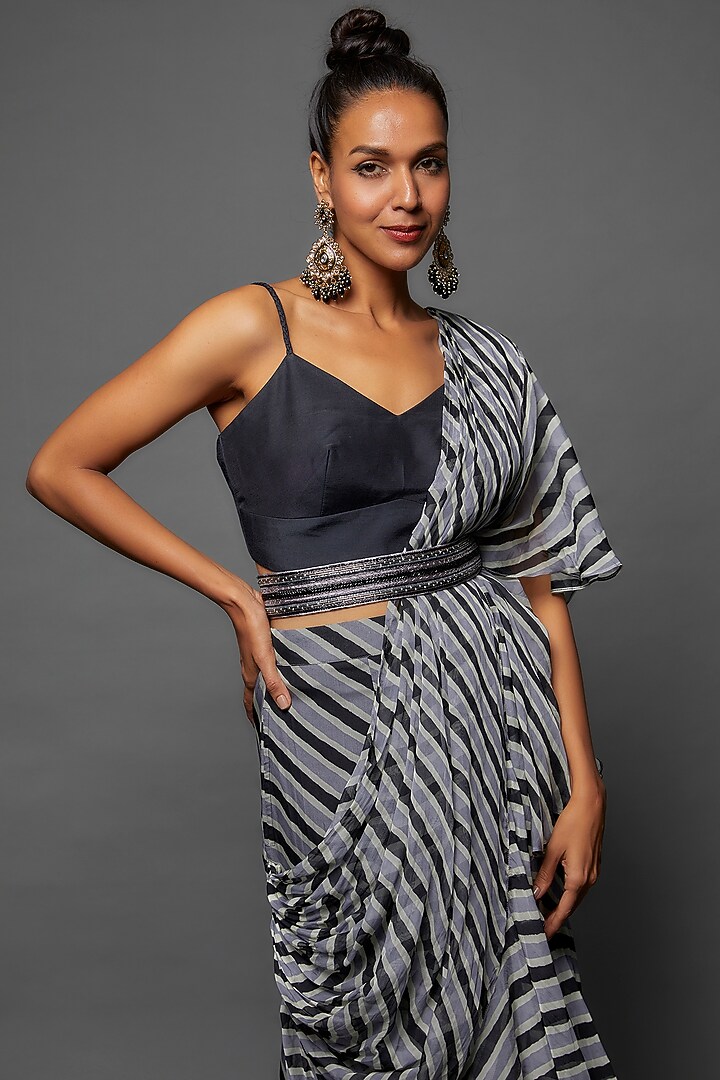 Black Organza Leheriya Printed & Hand Embroidered Fish-Cut Draped Wedding Saree Set by 17:17 at Pernia's Pop Up Shop