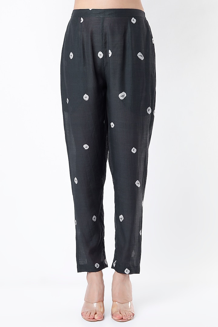 Black Bandhani One-Shoulder Kurta Set by 17:17 at Pernia's Pop Up Shop