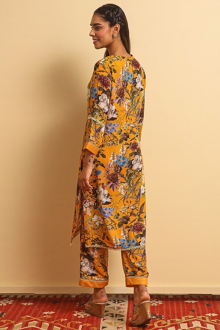 Mustard Silk Bemberg Hand Embroidered Kurta Set by Sage Saga at Pernia's Pop Up Shop