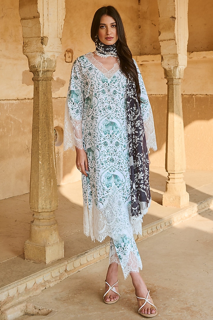Forest Green Lawn Cotton Printed & Chantilly Lace Kurta Set by Sage Saga at Pernia's Pop Up Shop