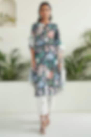 Blue Lawn Cotton Printed Kurta Set by Sage Saga at Pernia's Pop Up Shop