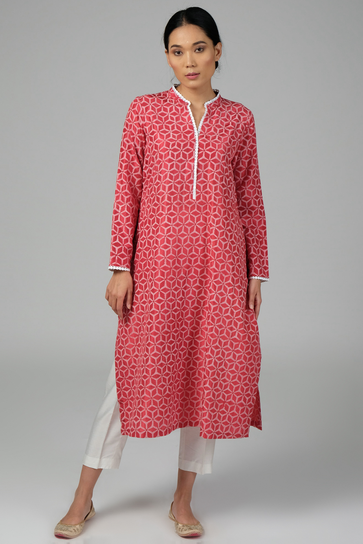 Maroon Printed Kurta With Pants by Sage Saga at Pernia's Pop Up Shop