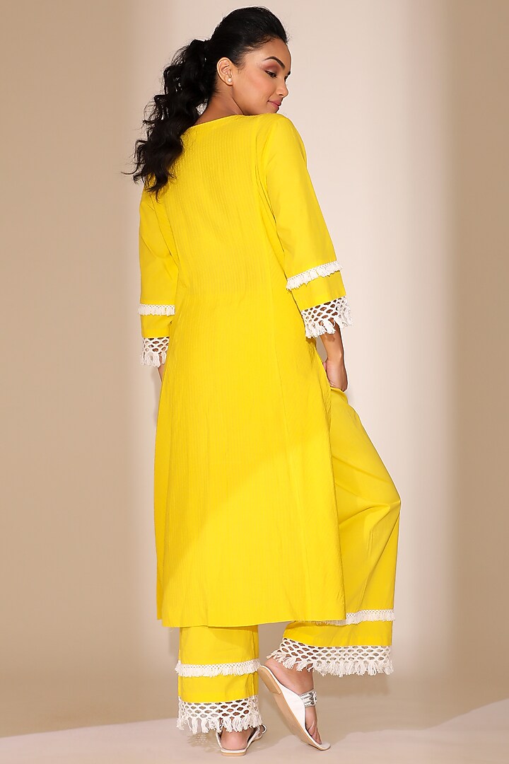 Yellow Striped Kurta Set by Sage Saga at Pernia's Pop Up Shop