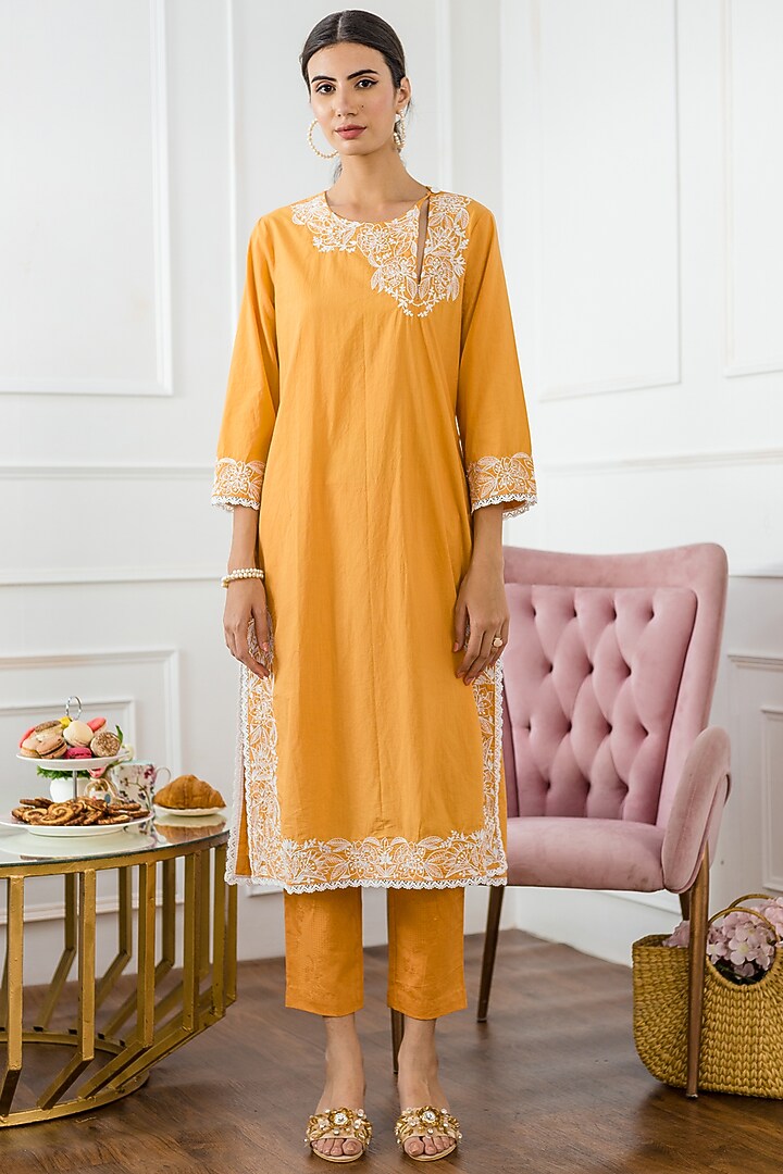 Mustard Embroidered Kurta With Pants by Sage Saga at Pernia's Pop Up Shop