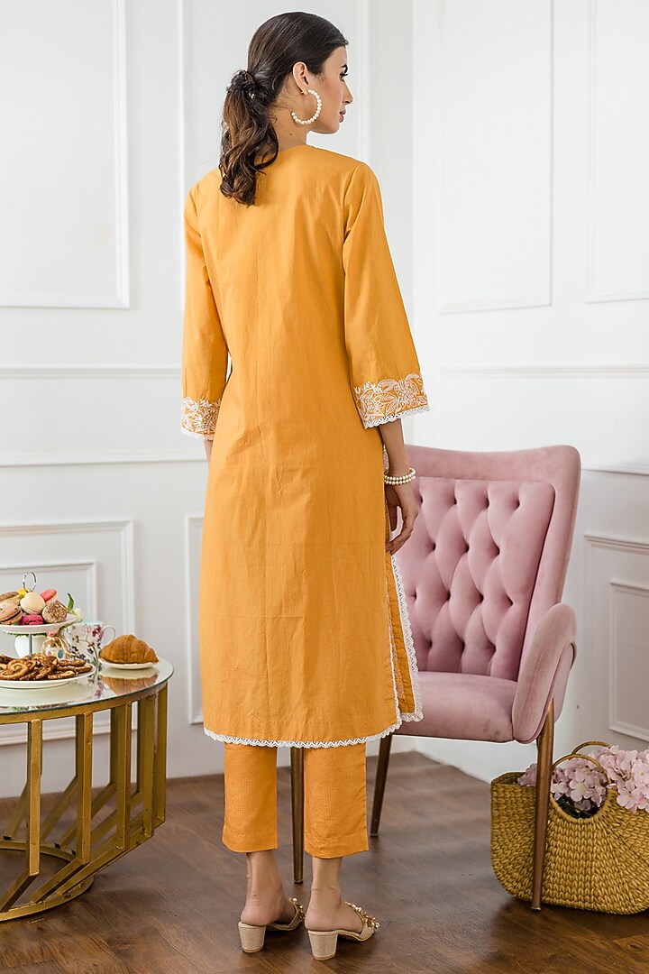 Mustard Embroidered Kurta With Pants by Sage Saga at Pernia's Pop Up Shop