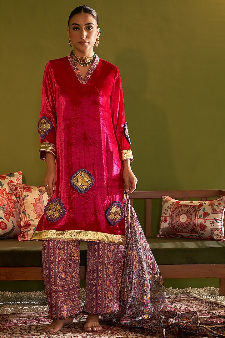 Pink Velvet Silk Gota Short Kurta Set by Sage Saga at Pernia's Pop Up Shop