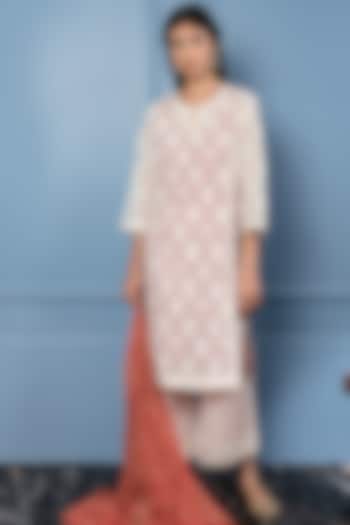 White & Red Lace Embroidered Kurta Set by Sage Saga at Pernia's Pop Up Shop