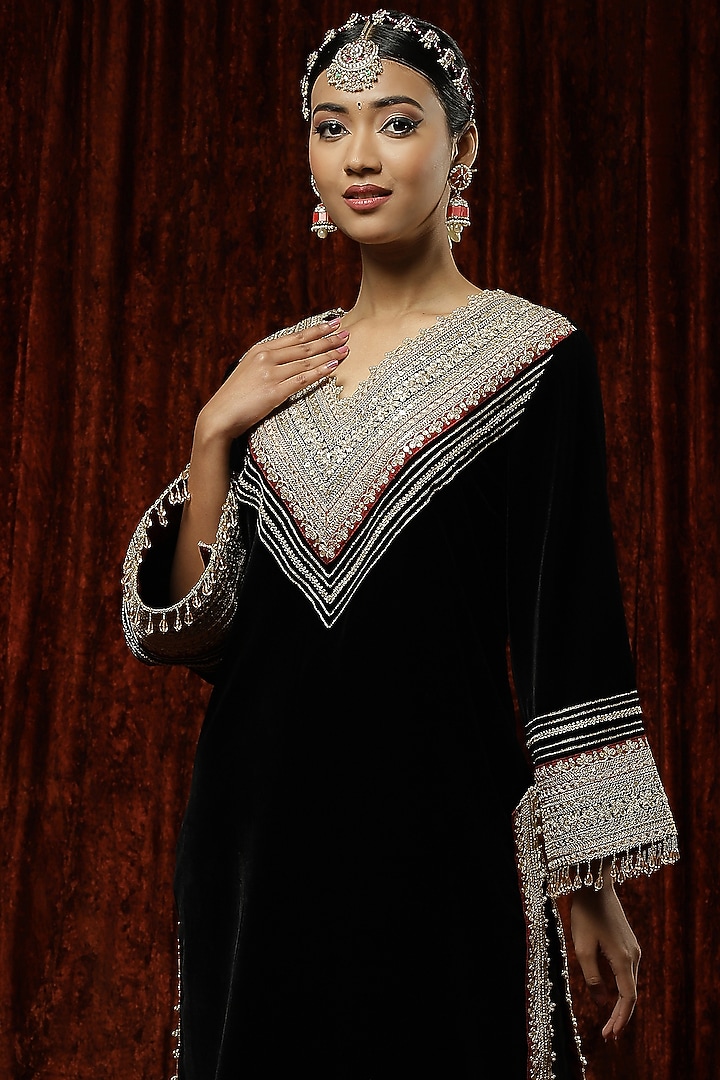Black & Maroon Velvet Kasab Work Kurta Set by Shikhar Sharma at Pernia's Pop Up Shop