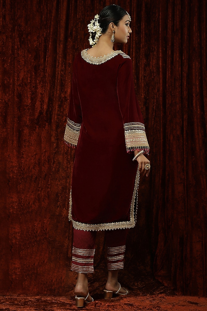 Wine & Black Velvet Kasab Work Kurta Set by Shikhar Sharma at Pernia's Pop Up Shop