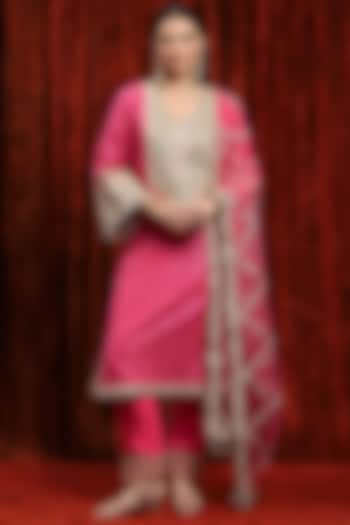 Pink Cotton Lurex Gota Work Kurta Set by Shikhar Sharma at Pernia's Pop Up Shop