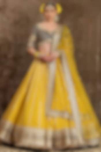 Yellow Machine Embroidered Wedding Lehenga Set by Shikhar Sharma at Pernia's Pop Up Shop