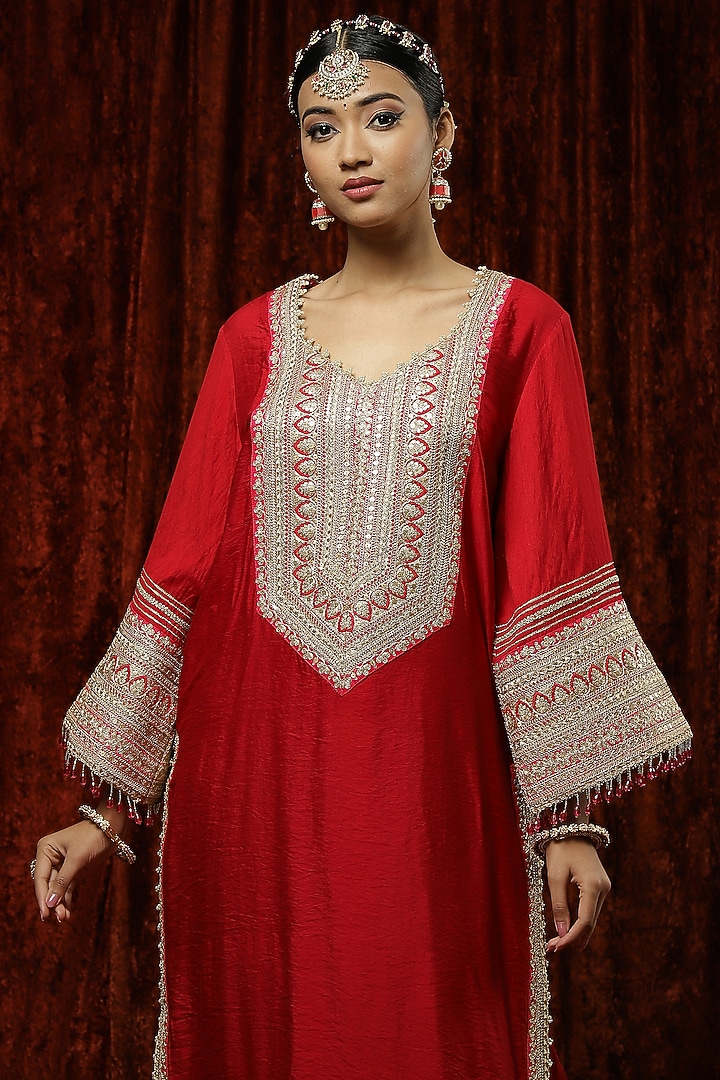 Deep Red Silk Chanderi Embroidered Kurta Set by Shikhar Sharma at Pernia's Pop Up Shop