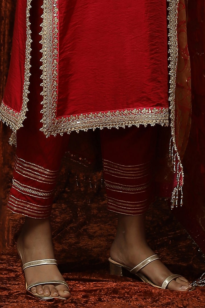 Deep Red Silk Chanderi Embroidered Kurta Set by Shikhar Sharma at Pernia's Pop Up Shop