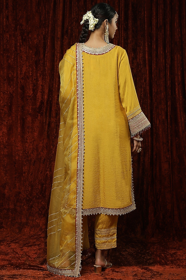 Yellow Silk Chanderi Embroidered Kurta Set by Shikhar Sharma at Pernia's Pop Up Shop