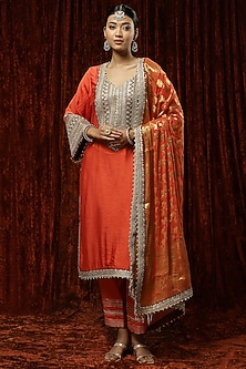 product-color-Orange