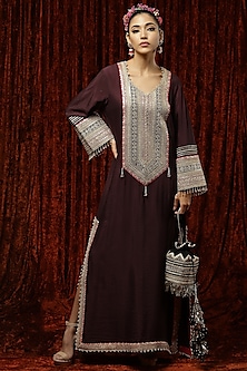 product-color-Wine