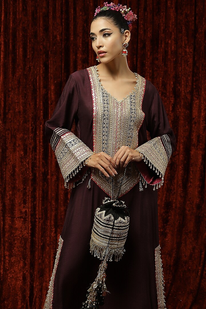 Wine Embroidered Kurta Kaftan by Shikhar Sharma at Pernia's Pop Up Shop