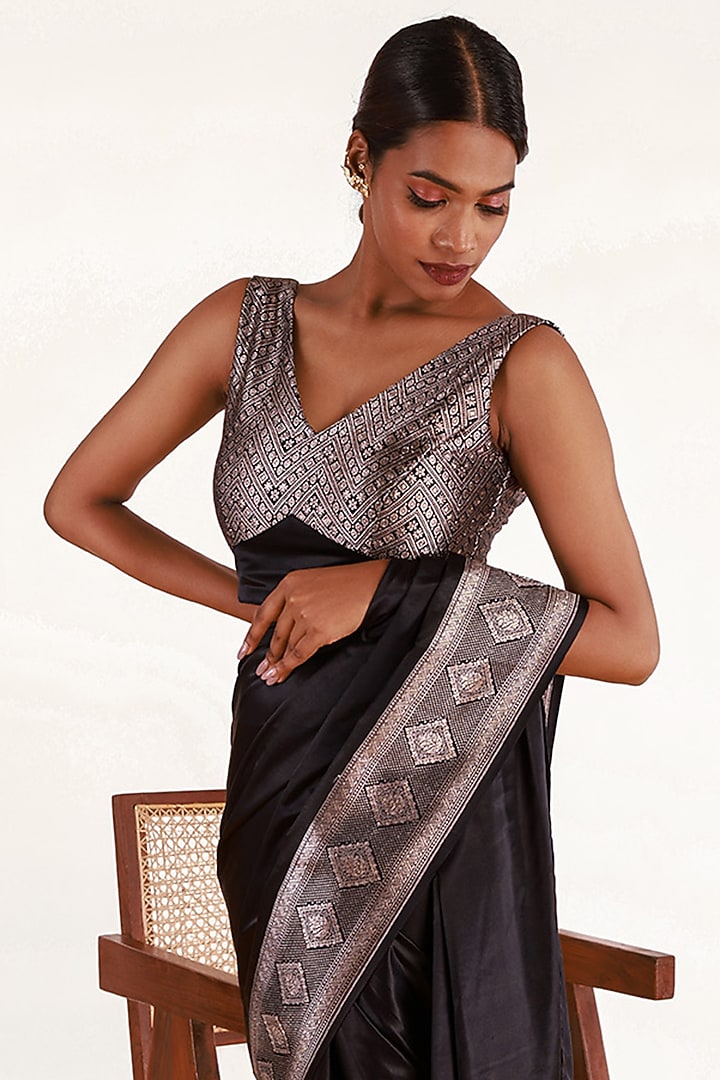 Black Silk Pre-Stitched Party Wear Saree Set by Shriya Singhi at Pernia's Pop Up Shop
