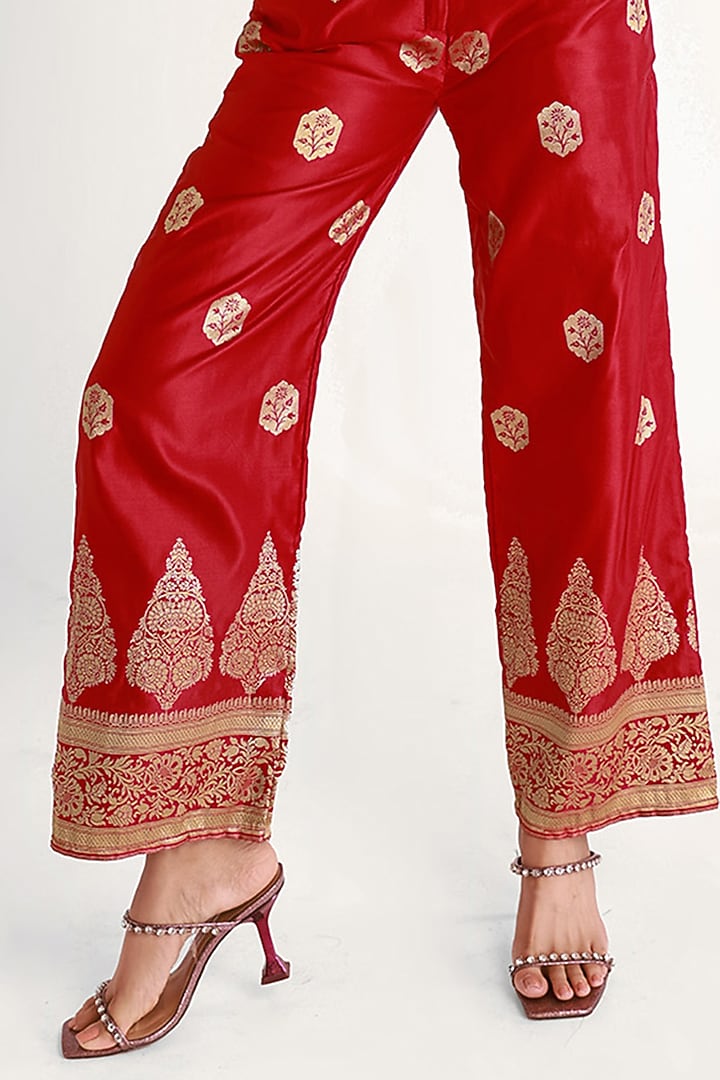 Red Mashru Silk Co-Ord Set by Shriya Singhi at Pernia's Pop Up Shop