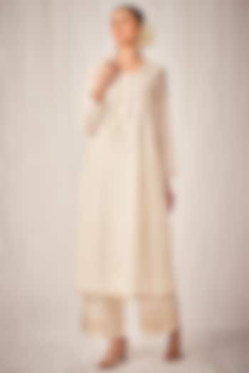 Off-White Pure Chanderi Silk Embroidered Straight Pants by Gulabo By Abu Sandeep at Pernia's Pop Up Shop