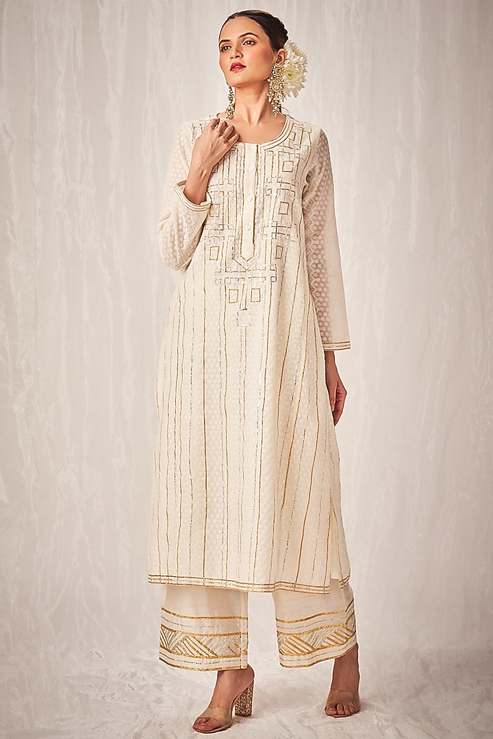 Off-White Pure Chanderi Silk Embroidered Straight Pants by Gulabo By Abu Sandeep at Pernia's Pop Up Shop