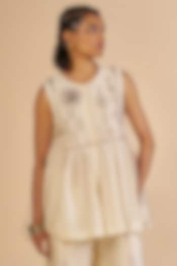 Off-White Chanderi Tunic by Gulabo By Abu Sandeep at Pernia's Pop Up Shop