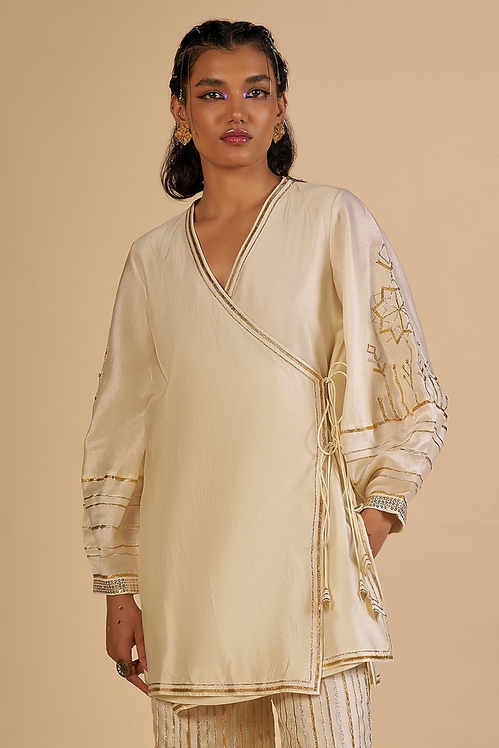 Off-White Chanderi Tunic by Gulabo By Abu Sandeep at Pernia's Pop Up Shop