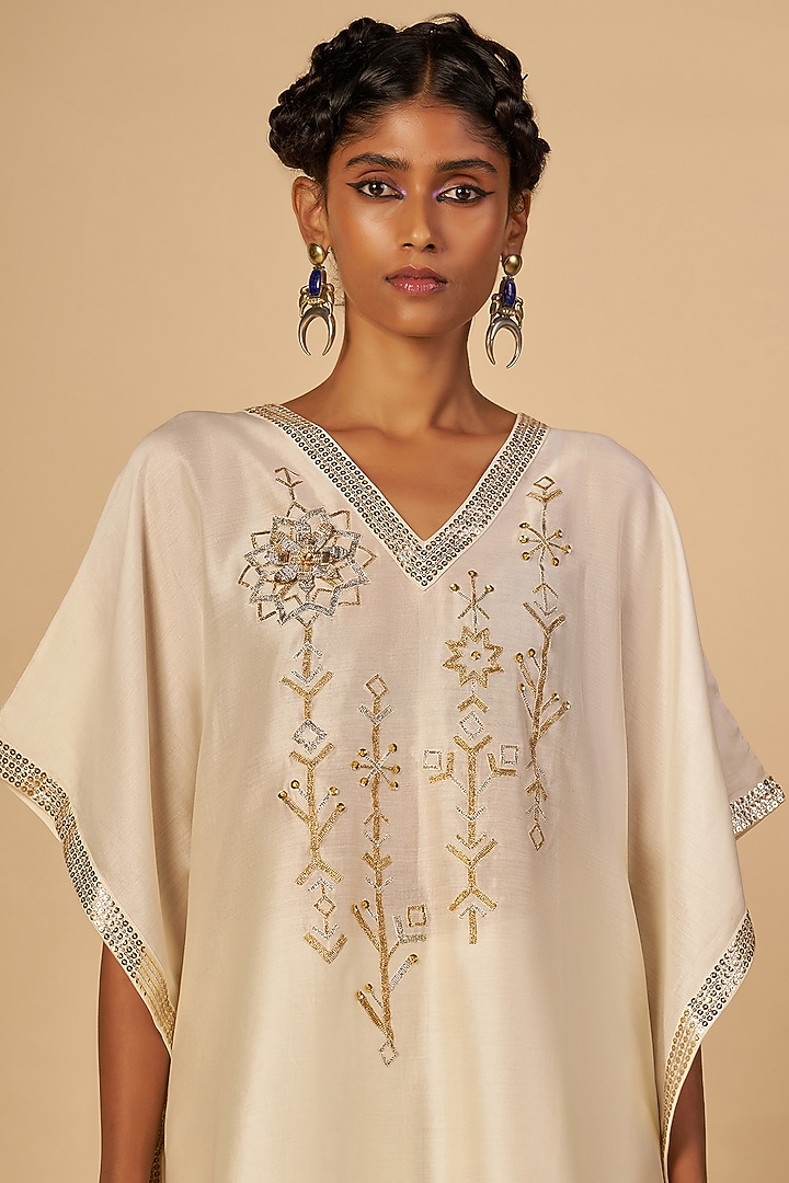 Off-White Chanderi Kaftan by Gulabo By Abu Sandeep at Pernia's Pop Up Shop