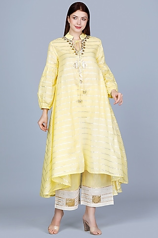 Butter Yellow Embroidered Oversized Tunic by Gulabo By Abu Sandeep