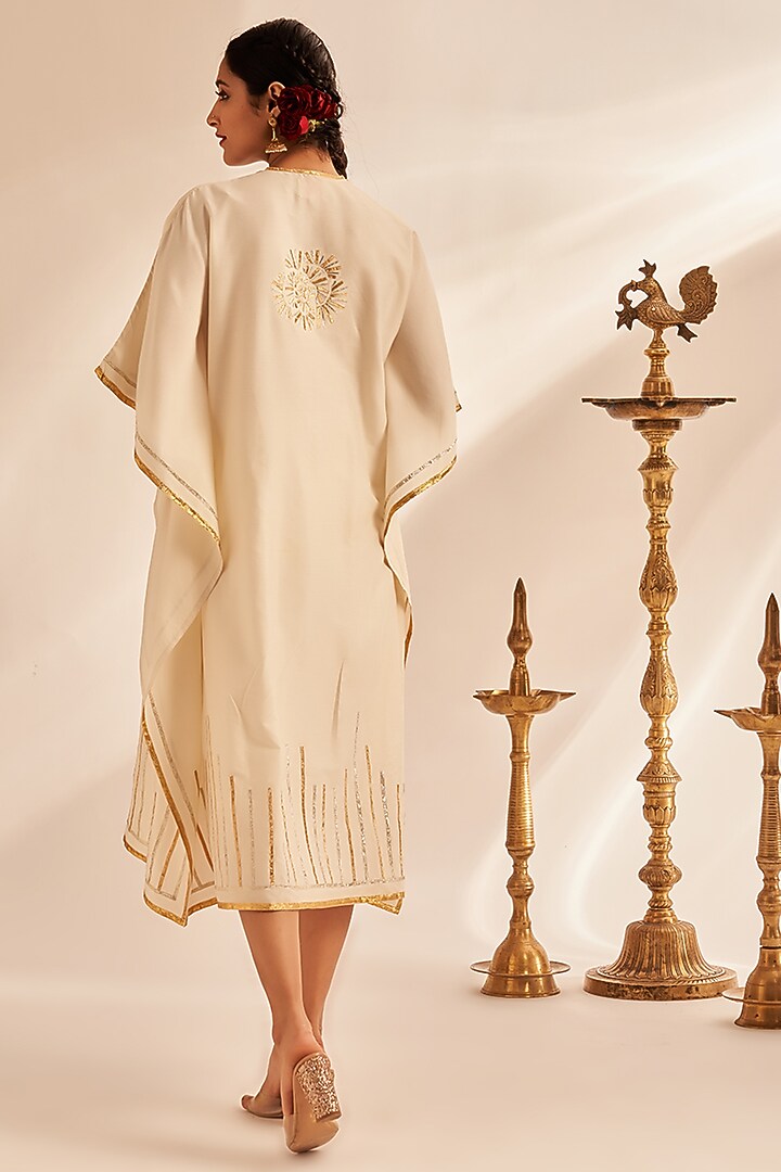 Off-White Chanderi Silk Embroidered Kaftan by Gulabo By Abu Sandeep at Pernia's Pop Up Shop