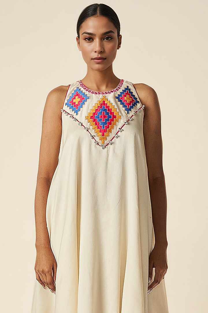 Off-White Chanderi Ikat Applique Sleeveless Kurta by Gulabo By Abu Sandeep at Pernia's Pop Up Shop