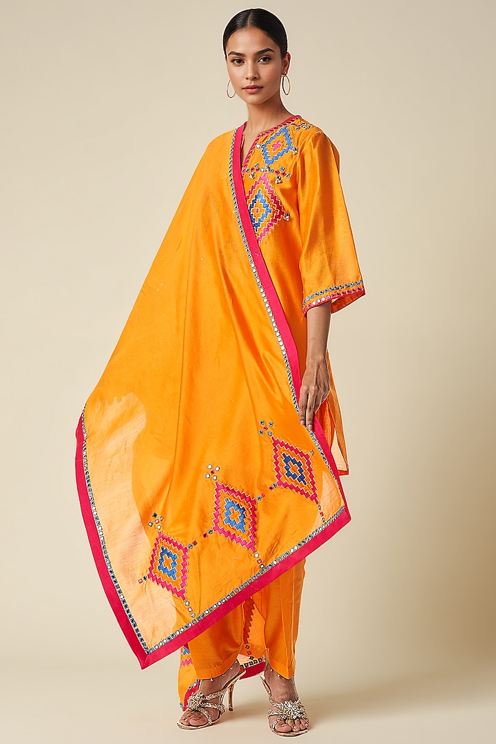 Mango Chanderi Ikat Applique Dupatta by Gulabo By Abu Sandeep at Pernia's Pop Up Shop